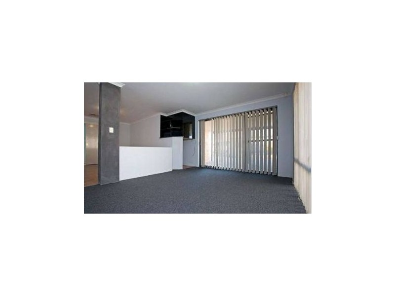 15 Duncombe Grove, Quinns Rocks WA 6030