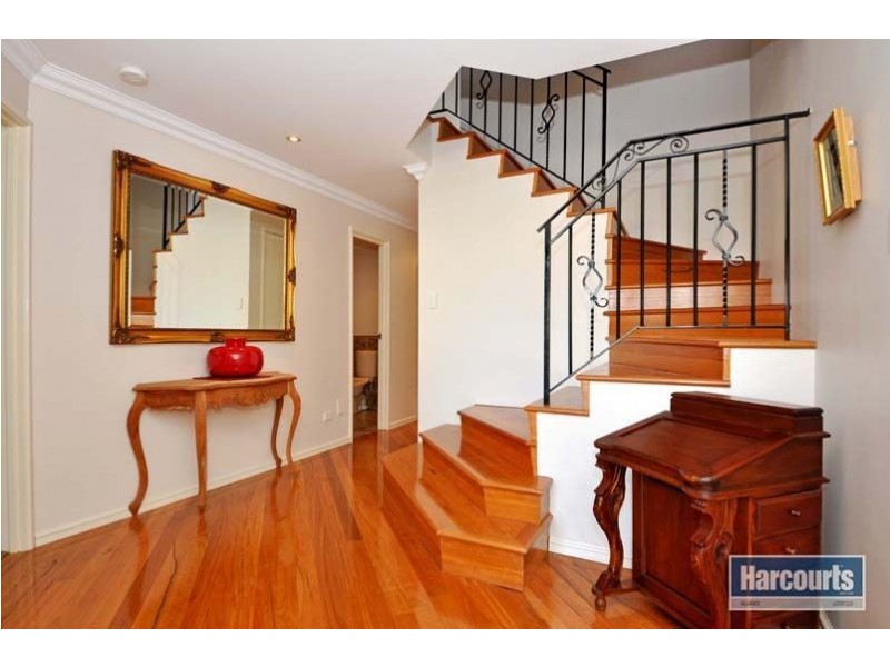 32 Bantry Bend, Mindarie WA 6030