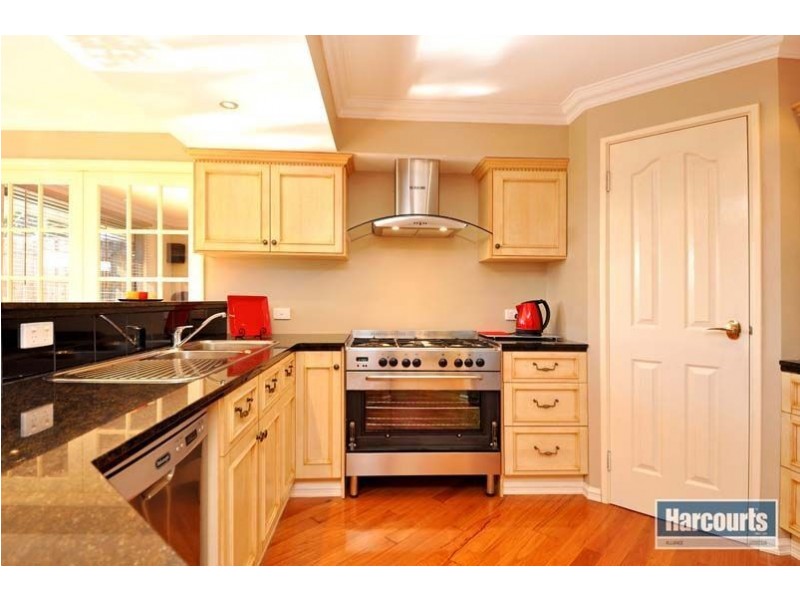 32 Bantry Bend, Mindarie WA 6030