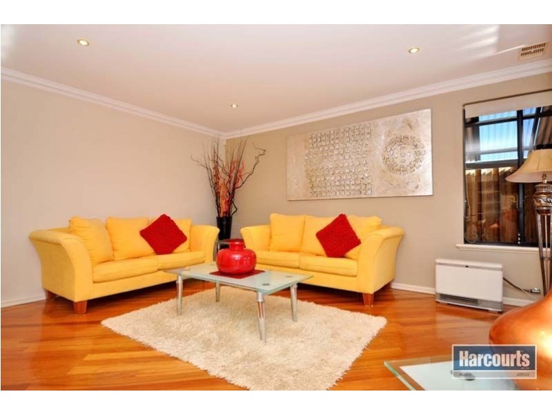 32 Bantry Bend, Mindarie WA 6030