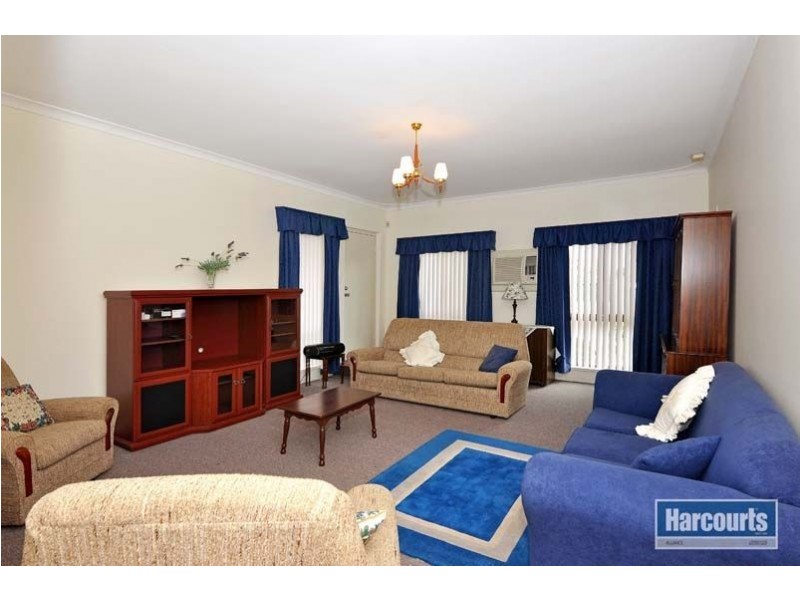 3 Loxwood Road, Balga WA 6061