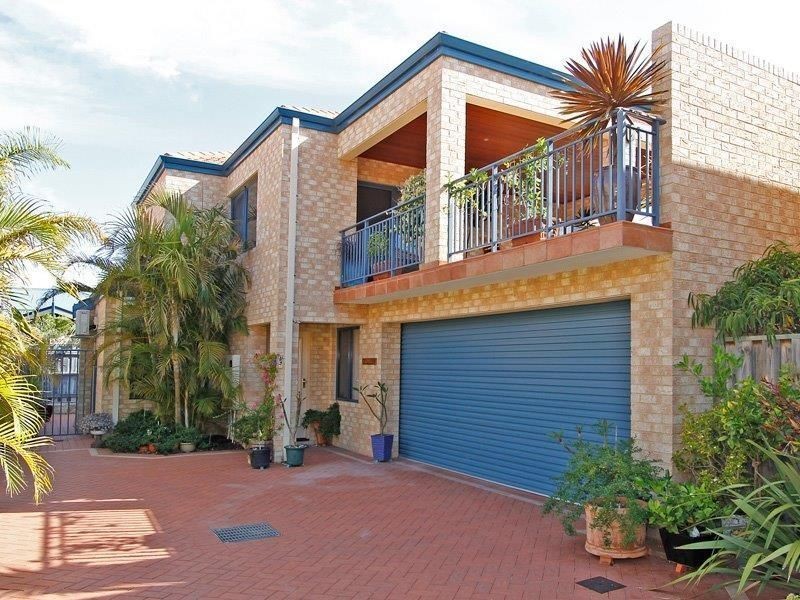 4/61 Weymouth Boulevard, Quinns Rocks WA 6030