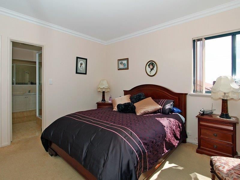 4/61 Weymouth Boulevard, Quinns Rocks WA 6030