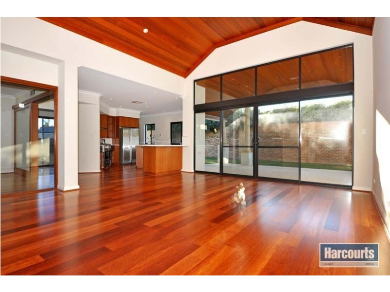 56 Kinsale Drive, Mindarie WA 6030