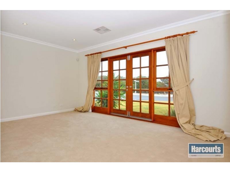 56 Kinsale Drive, Mindarie WA 6030