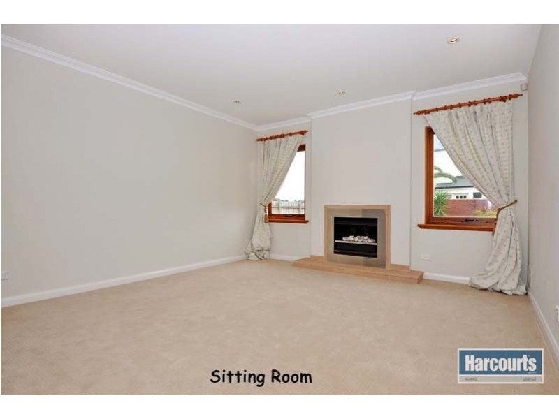 56 Kinsale Drive, Mindarie WA 6030