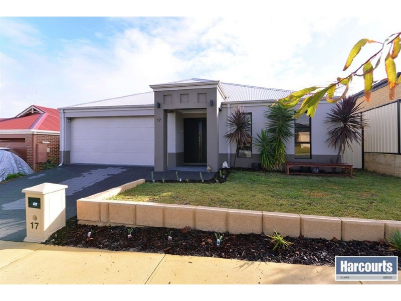 17 Hacienda Drive, Clarkson WA 6030