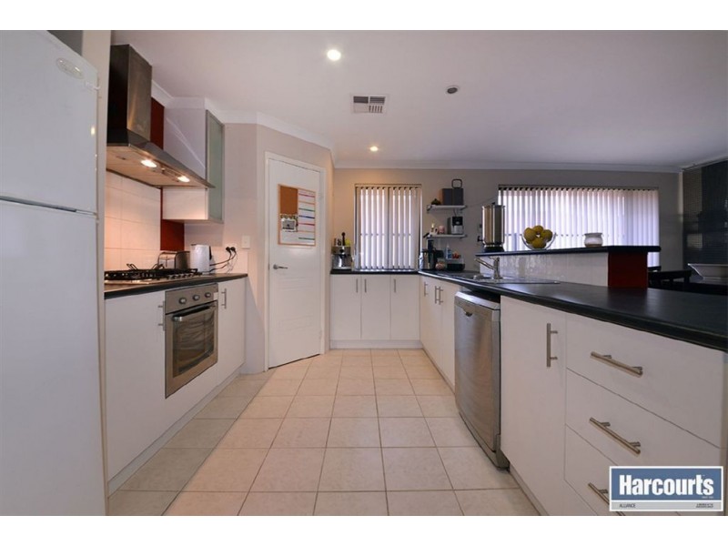 17 Hacienda Drive, Clarkson WA 6030
