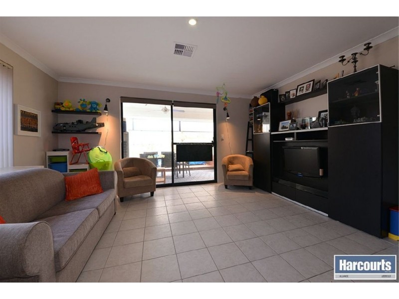 17 Hacienda Drive, Clarkson WA 6030