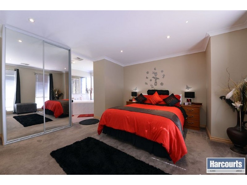 22 Vanderlin Crescent, Ridgewood WA 6030