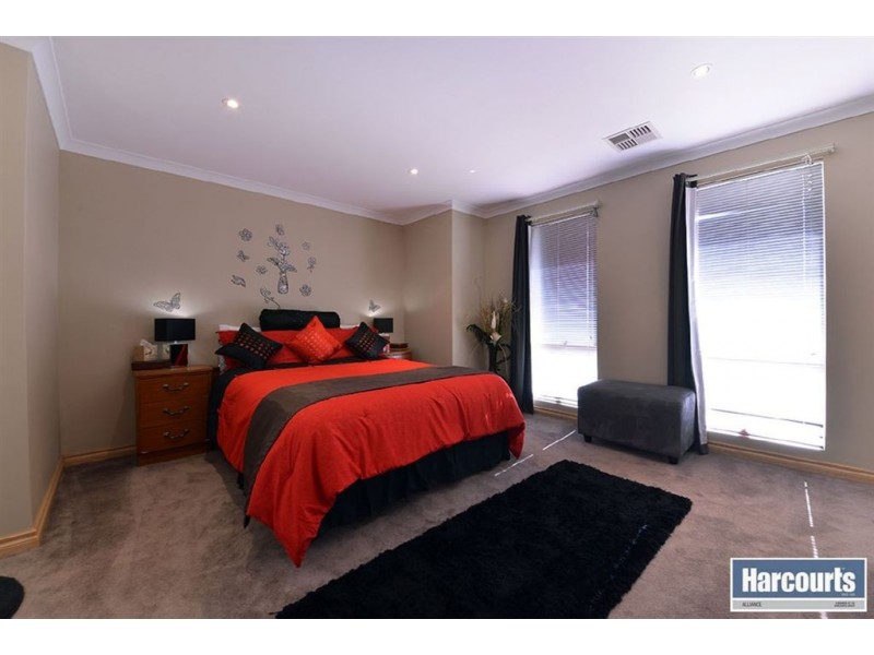 22 Vanderlin Crescent, Ridgewood WA 6030