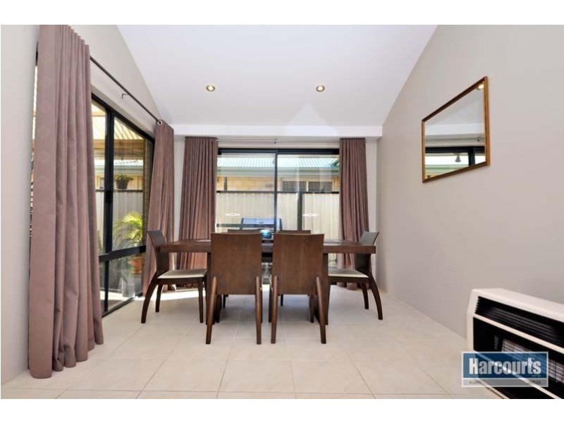 126 Ocean Keys Boulevard, Clarkson WA 6030