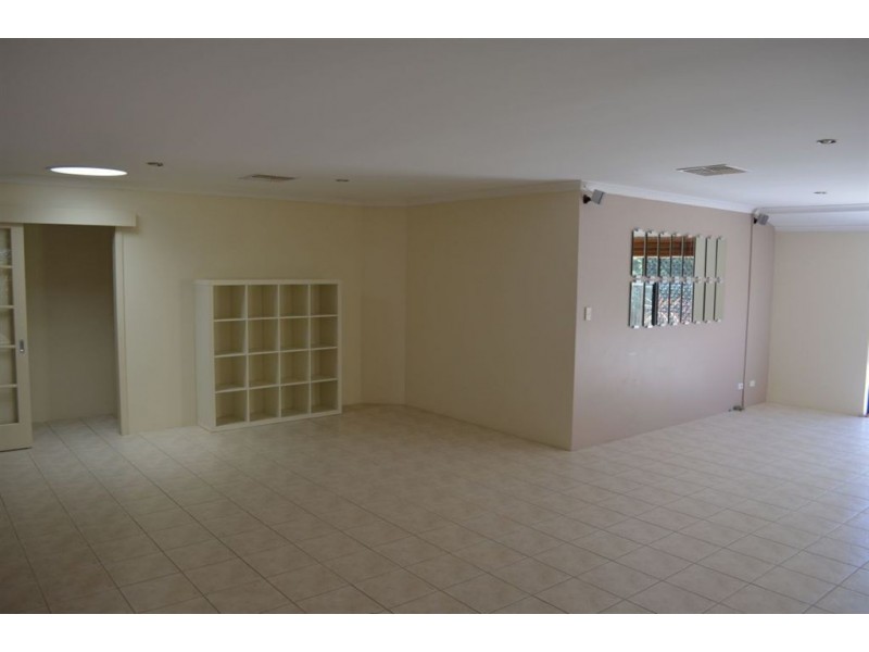 19 Alveley Loop, Butler WA 6036