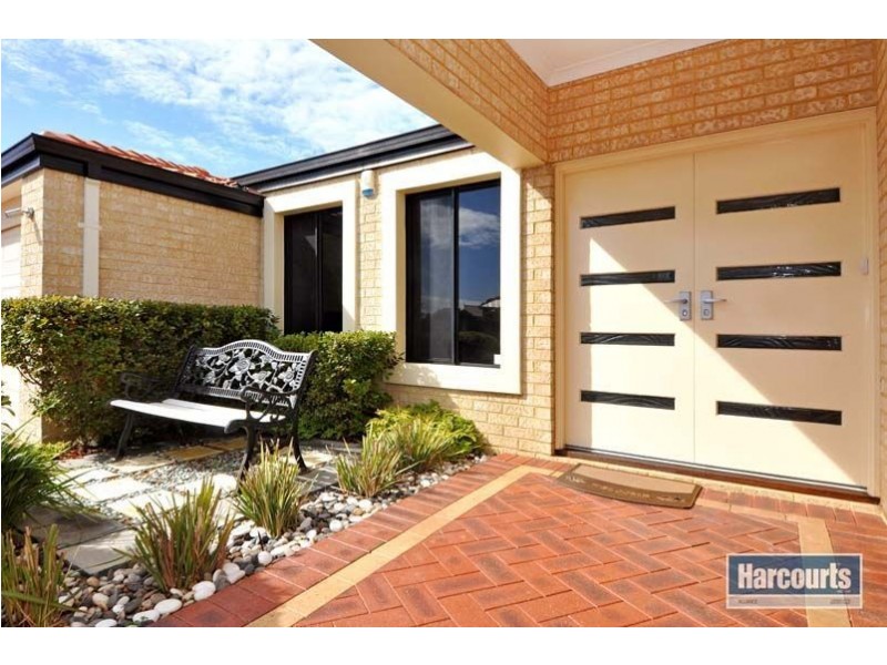 68 Dartmouth Circle, Quinns Rocks WA 6030