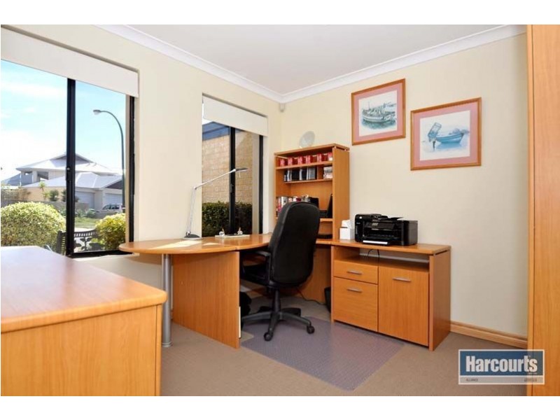 68 Dartmouth Circle, Quinns Rocks WA 6030