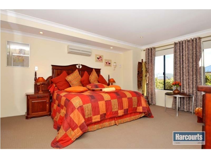 68 Dartmouth Circle, Quinns Rocks WA 6030