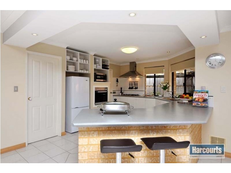 68 Dartmouth Circle, Quinns Rocks WA 6030