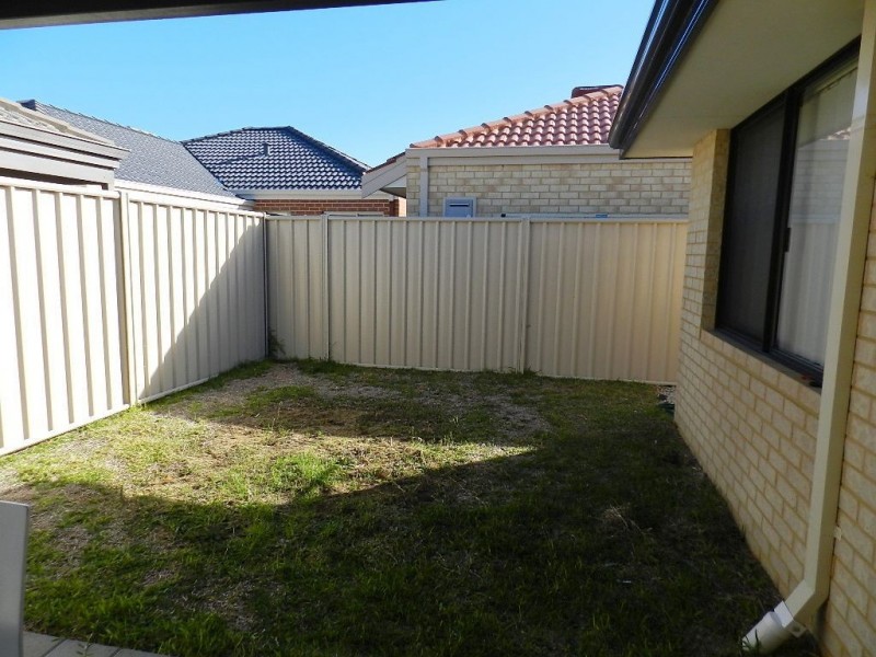 4 Ortley Way, Butler WA 6036