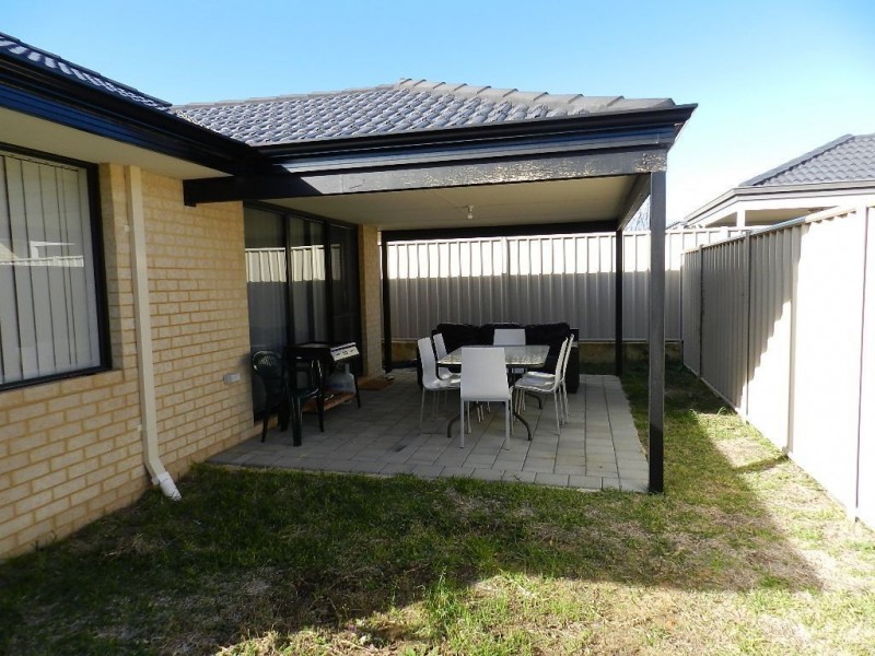 4 Ortley Way, Butler WA 6036