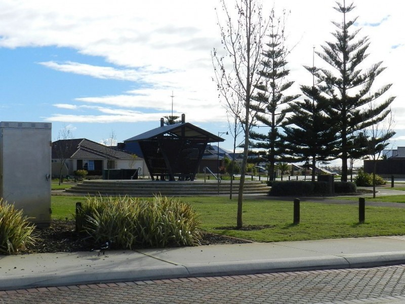 4 Ortley Way, Butler WA 6036