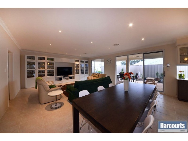 7 Dietes View (off Liriope Parkway), Sinagra WA 6065