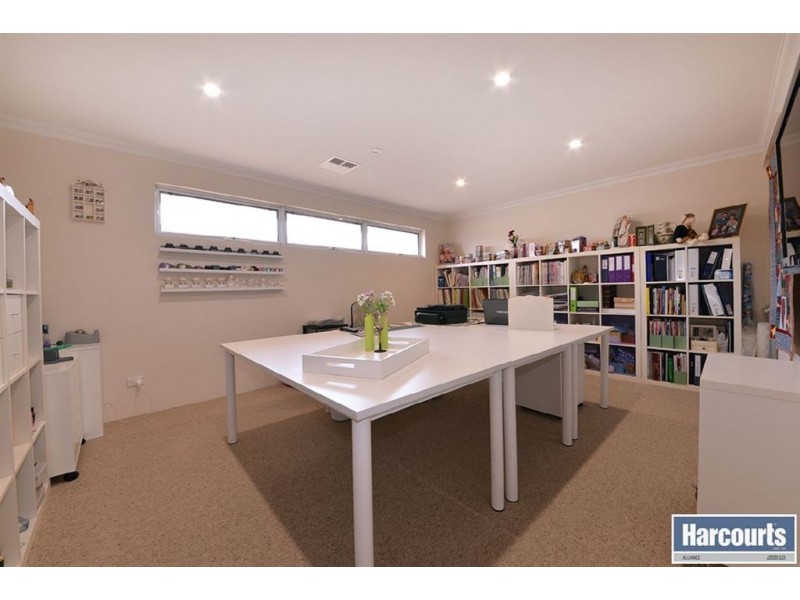 7 Dietes View (off Liriope Parkway), Sinagra WA 6065