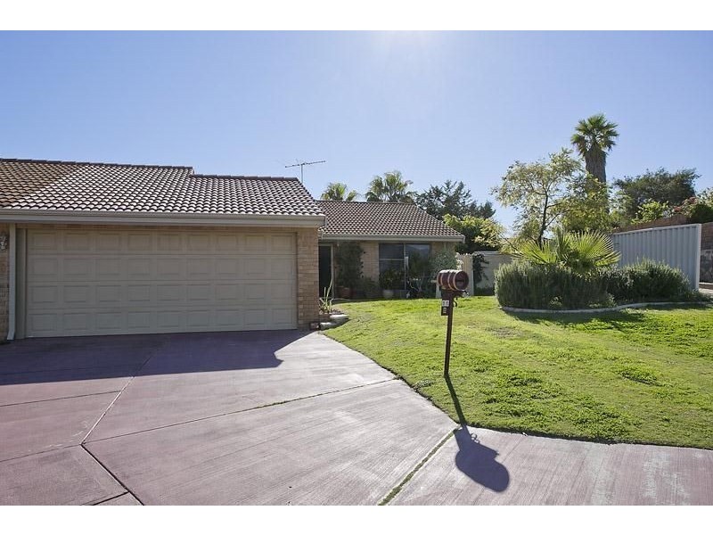 11B Hawdon Mews, Hillarys WA 6025