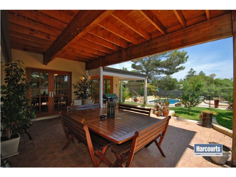 5 Rees Drive, Quinns Rocks WA 6030