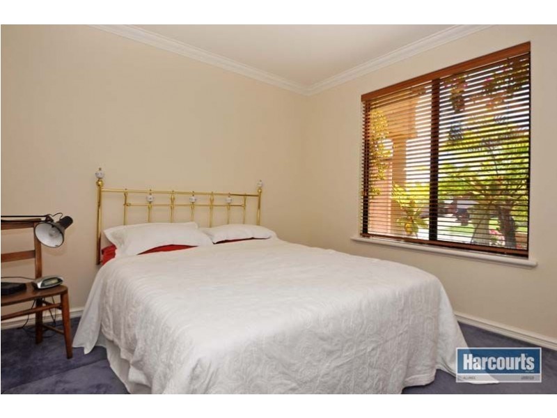 33 Bacchante Circle, Ocean Reef WA 6027