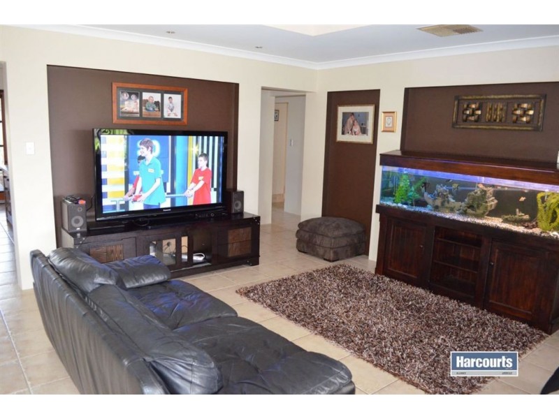 14 Deeside Road, Butler WA 6036