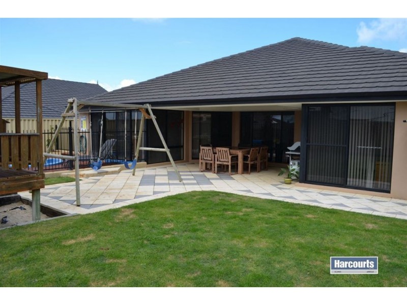 14 Deeside Road, Butler WA 6036