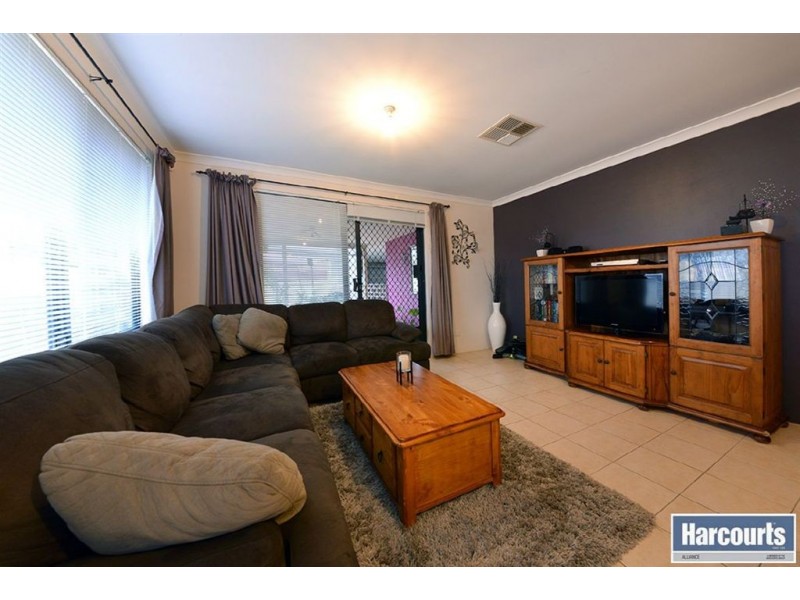 2 Somerly Drive, Clarkson WA 6030