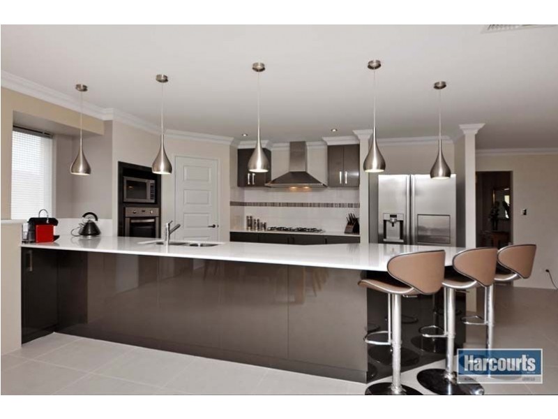 1 Dotterel Green, Jindalee WA 6036