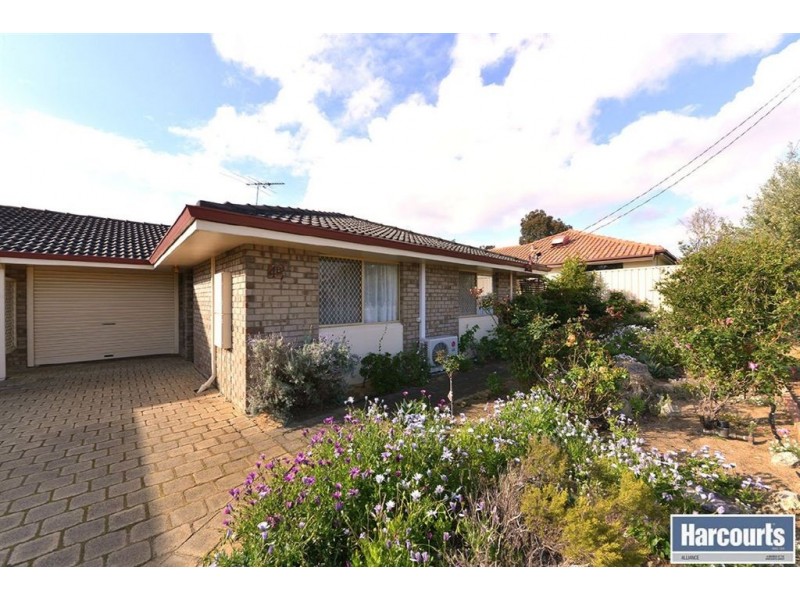 4B Blaxland Way, Padbury WA 6025