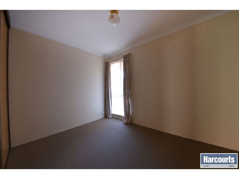 4B Blaxland Way, Padbury WA 6025