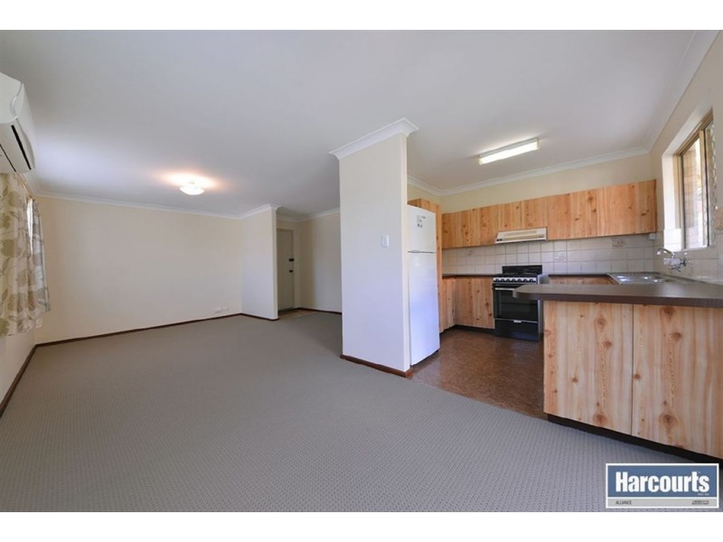 4B Blaxland Way, Padbury WA 6025