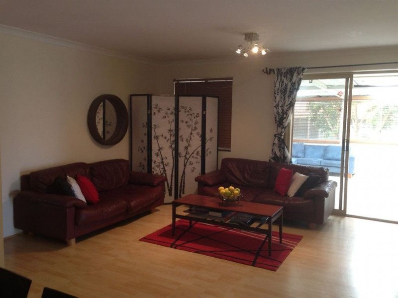 5 Meere Lane, Clarkson WA 6030