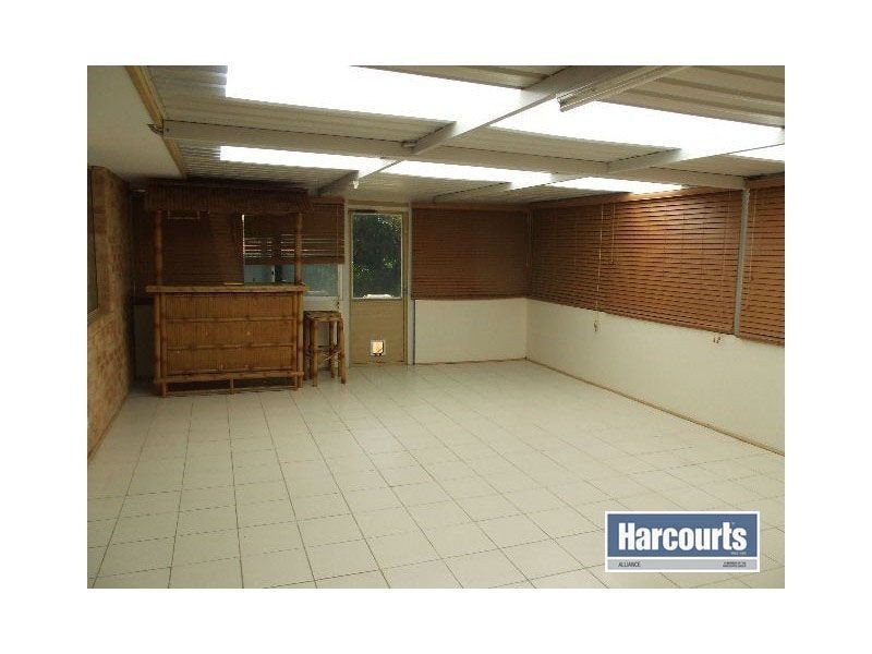 5 Meere Lane, Clarkson WA 6030