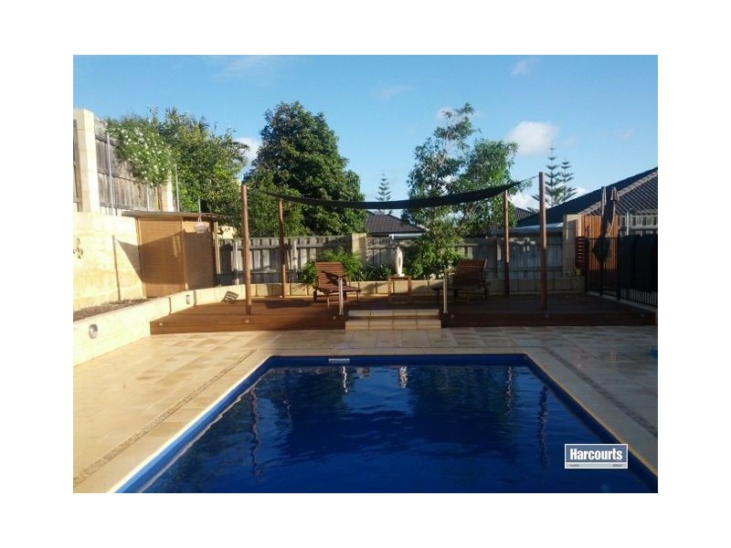 7 Basle Way, Mindarie WA 6030