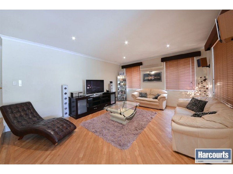 7 Basle Way, Mindarie WA 6030