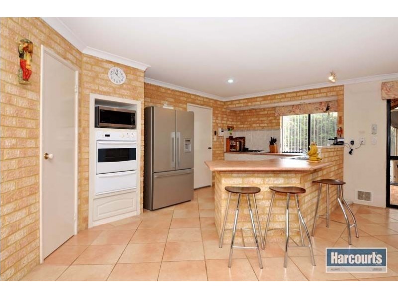12 Faro Way, Mindarie WA 6030