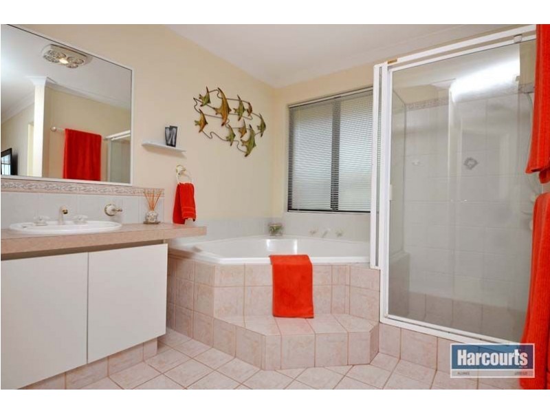 12 Faro Way, Mindarie WA 6030