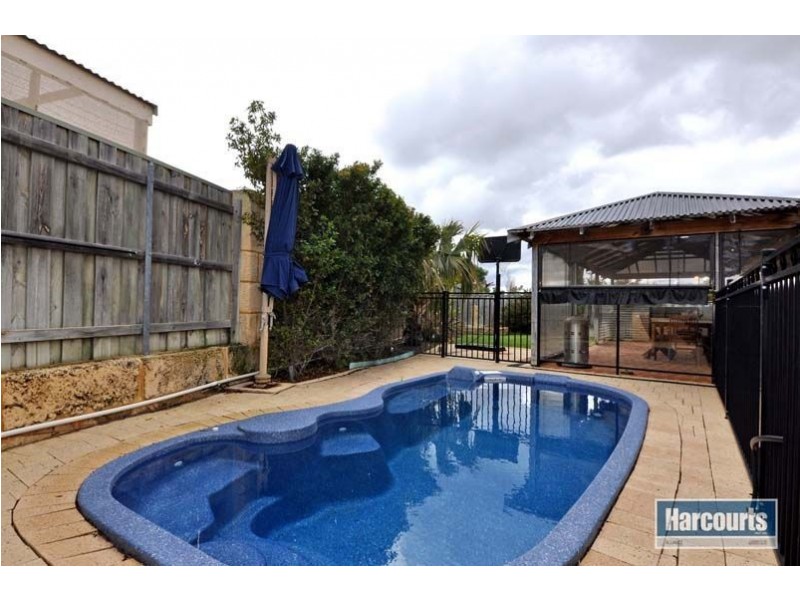 12 Faro Way, Mindarie WA 6030
