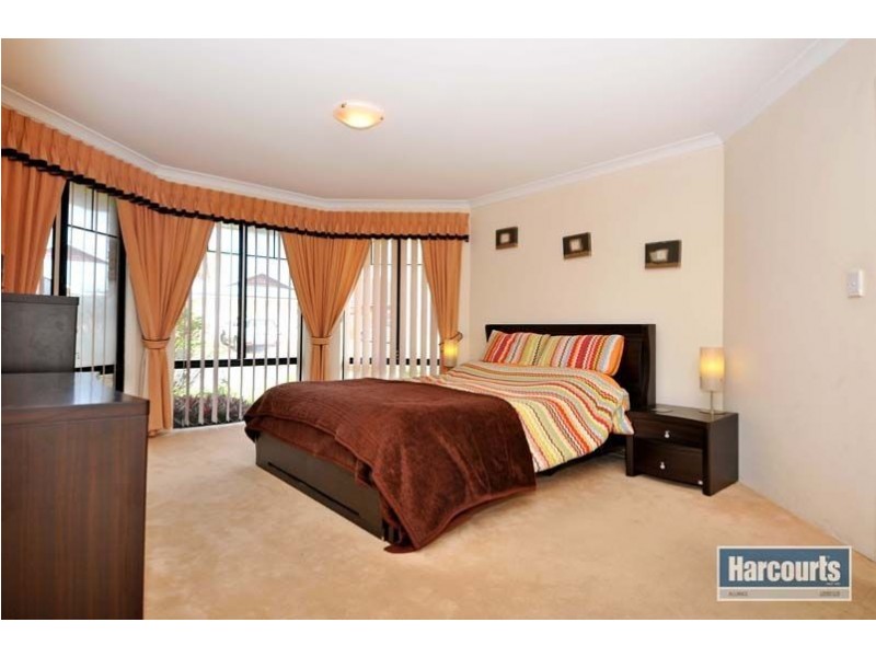 12 Faro Way, Mindarie WA 6030