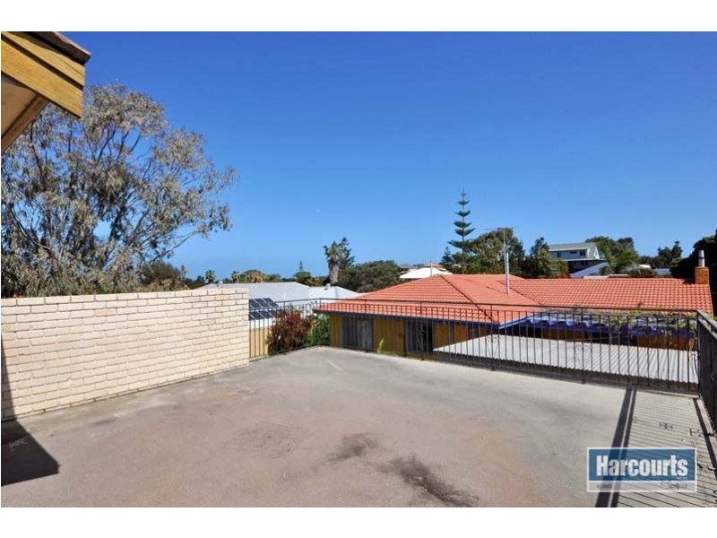 36 Dame Pattie Drive, Two Rocks WA 6037