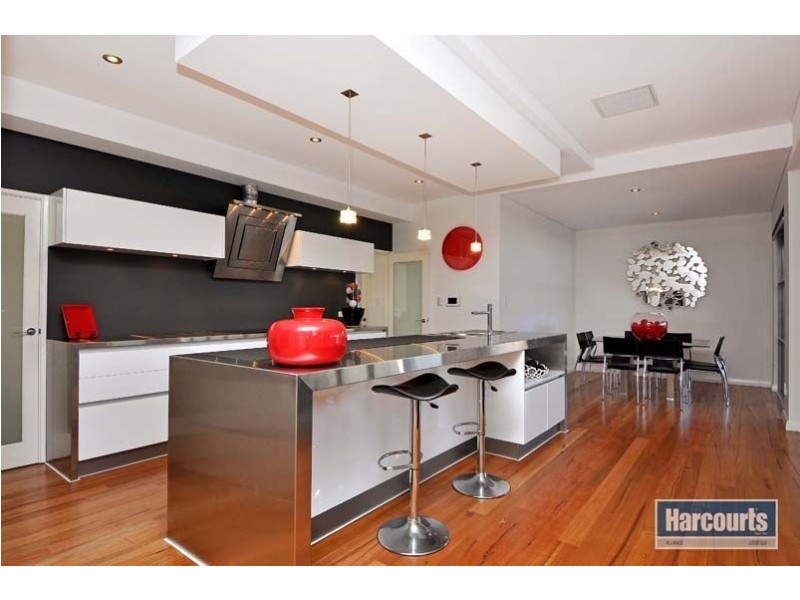 23 Swansea Promenade, Mindarie WA 6030