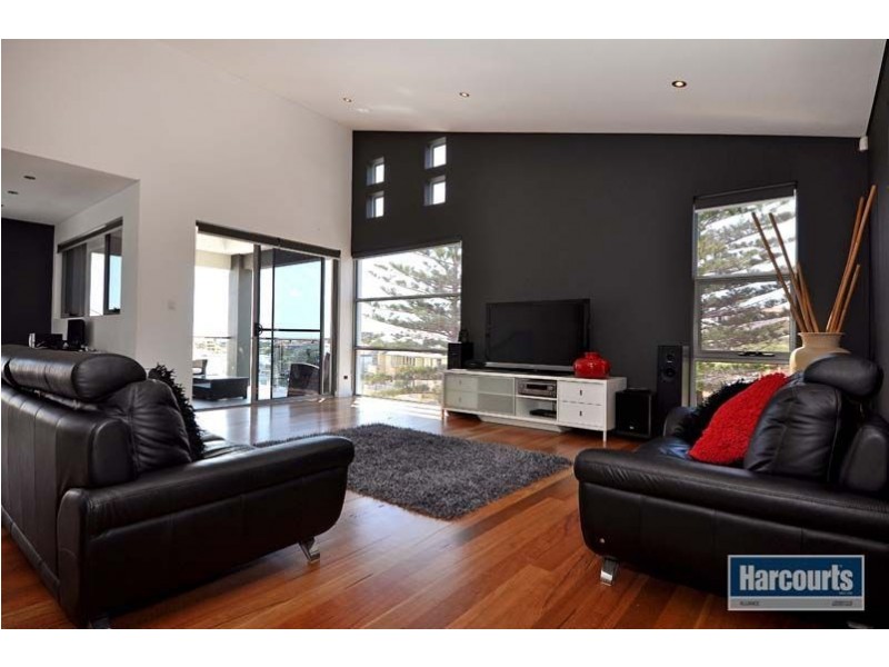 23 Swansea Promenade, Mindarie WA 6030