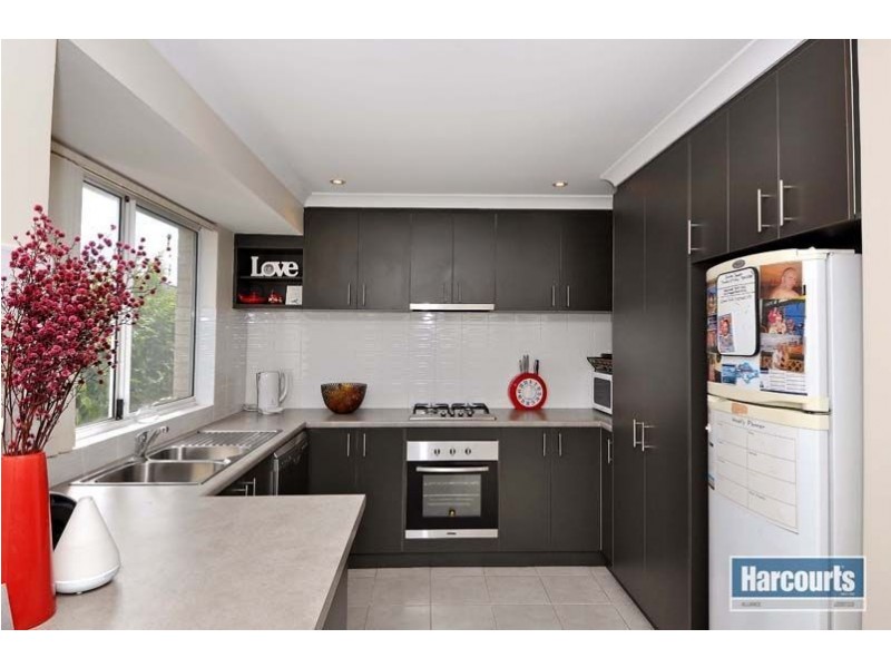 7B Paris Gardens, Hocking WA 6065