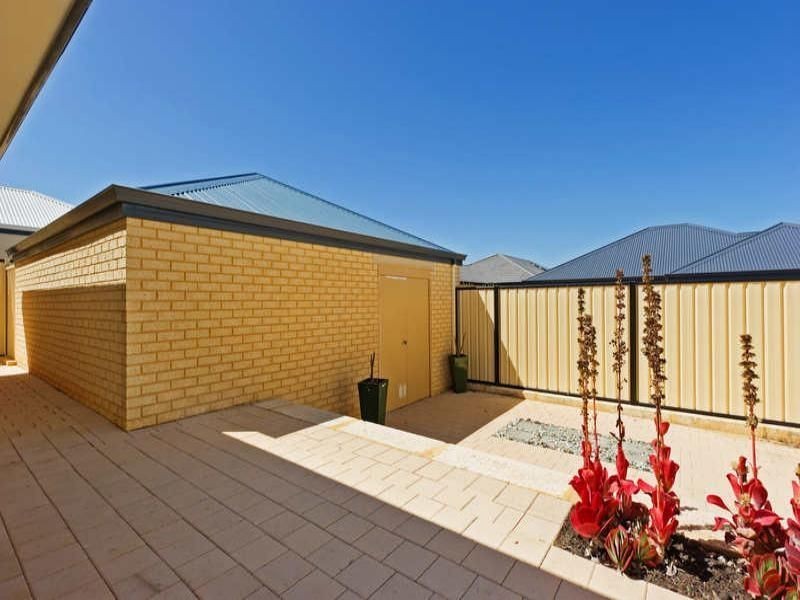 9 Las ramblas, Clarkson WA 6030