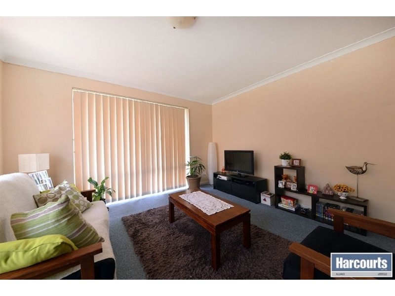 18 Wiltshire Entrance, Butler WA 6036